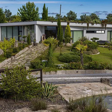 Refugio De Luxo Com Spa, Piscina Interior E Exterior - Pedra Aguda Fagilde