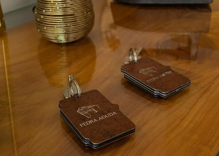 Villa Refugio De Luxo Com Spa, Piscina Interior E Exterior - Pedra Aguda *